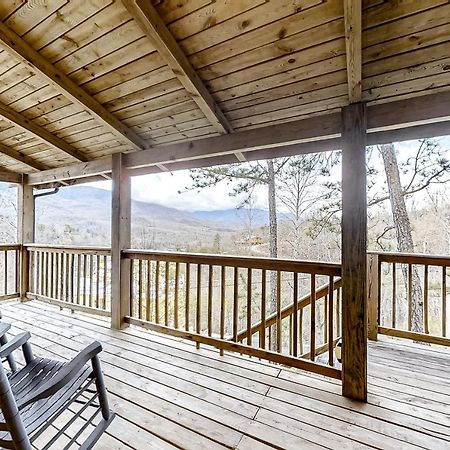 Villa Mountain Lion'S Tales Gatlinburg Esterno foto